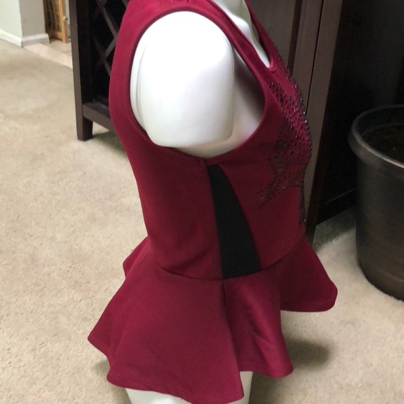 Burgundy peplum top - Picture 3 of 5